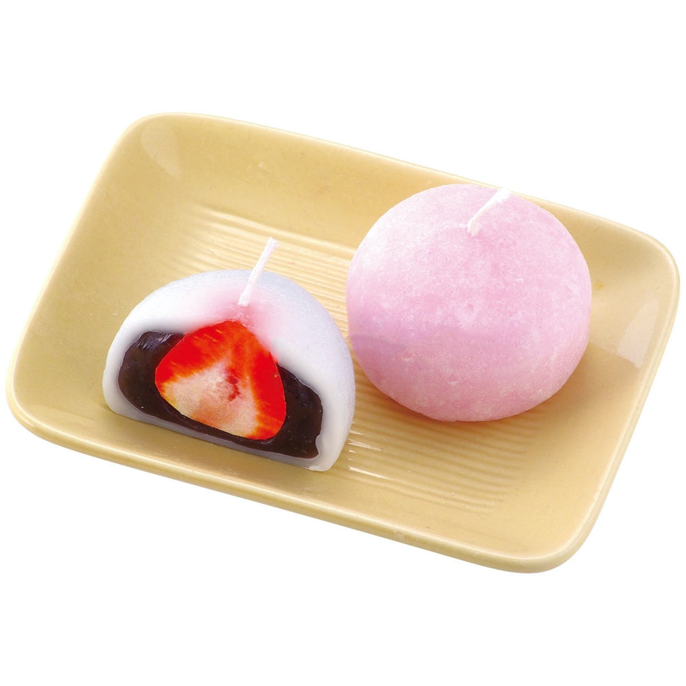 Load image into Gallery viewer, Strawbery Mochi Candle - Scented Cute Tray