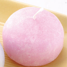 Load image into Gallery viewer, Strawbery Mochi Candle - Scented Cute Tray
