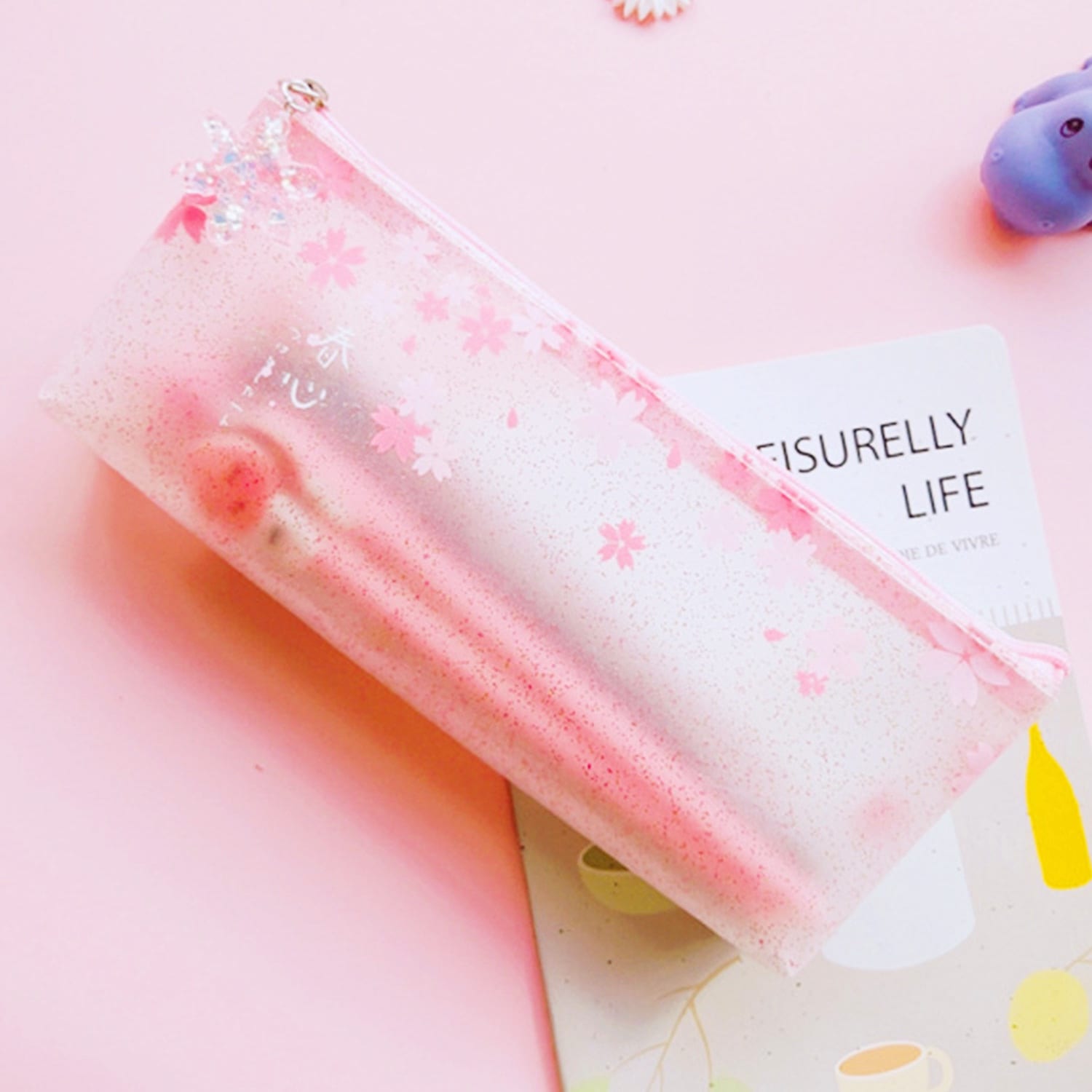 Kawaii Clear Transparent Pencil PouchStrawberry  Big pencil cases, Cute pencil  case, Clear makeup bags